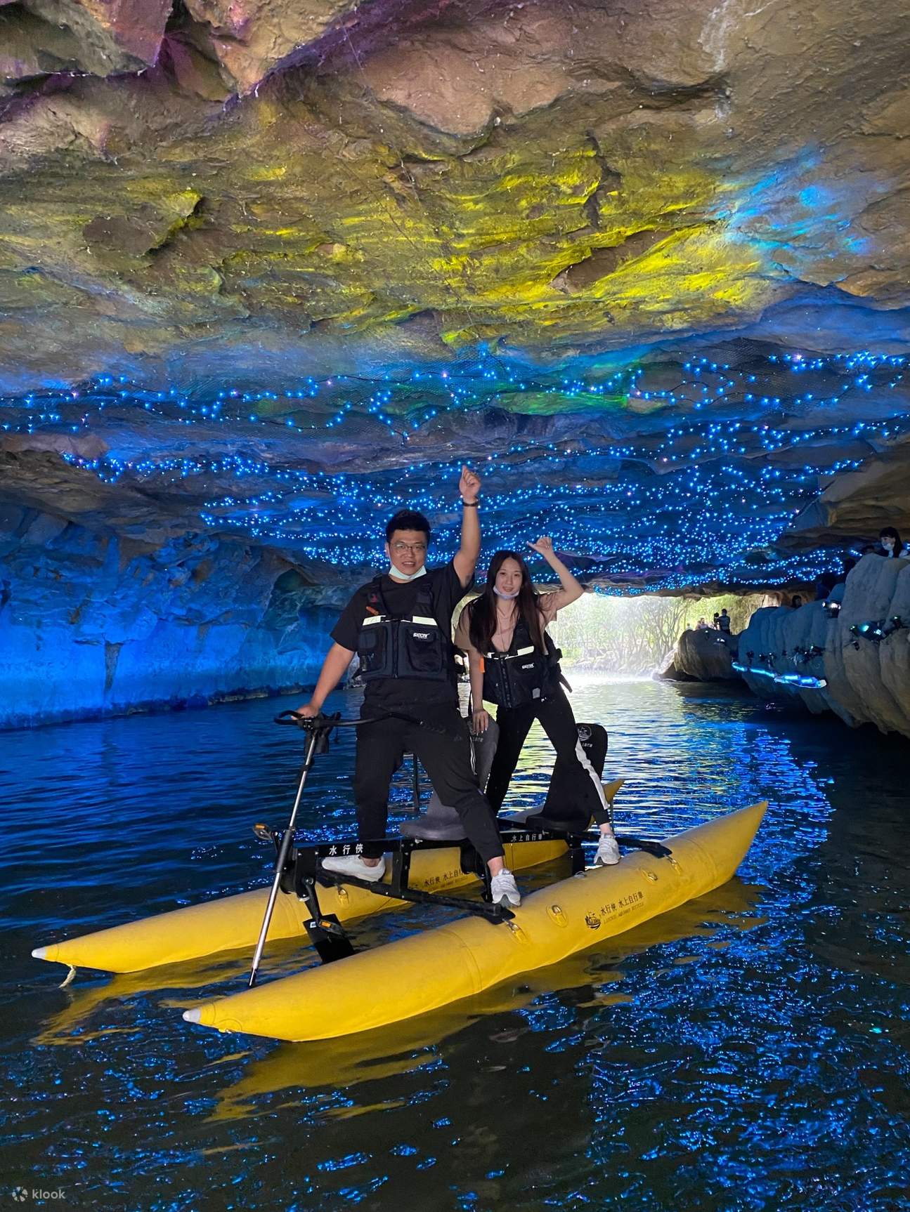 Илань | Катание на водных велосипедах по экологическому парку Дуншаньхэ